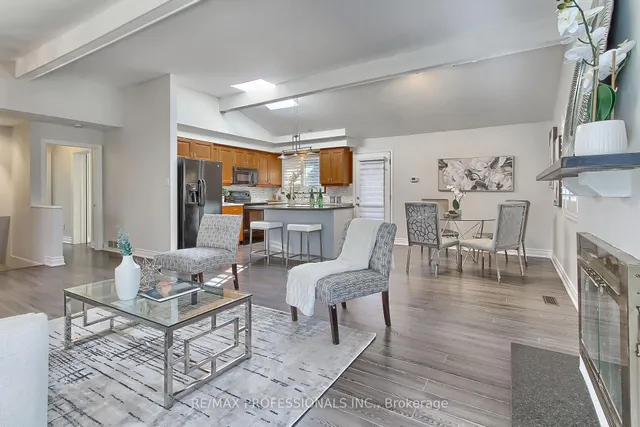 Additional image 35 of 425 CANTERBURY Cres