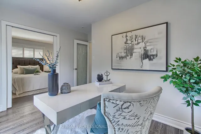 Additional image 17 of 425 CANTERBURY Cres