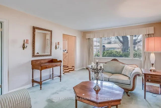 Additional property image - 359 Rosslyn Dr