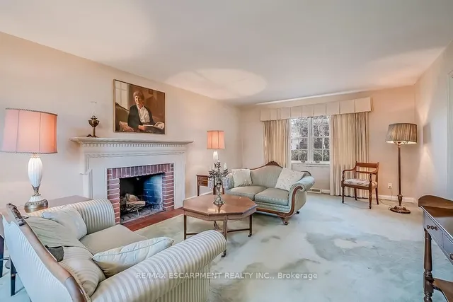 Additional property image - 359 Rosslyn Dr