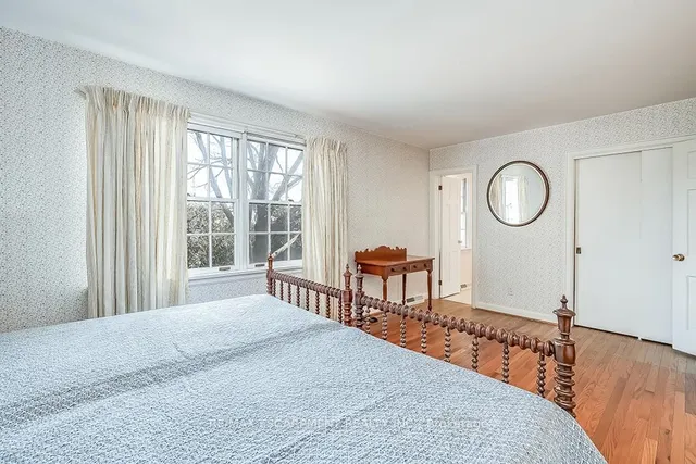 Additional property image - 359 Rosslyn Dr