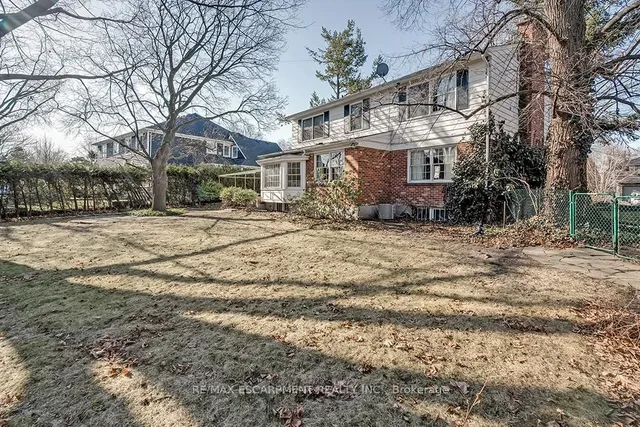 Additional property image - 359 Rosslyn Dr