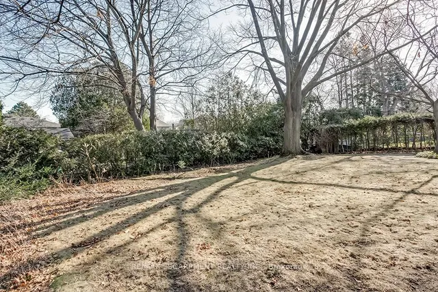 Additional property image - 359 Rosslyn Dr