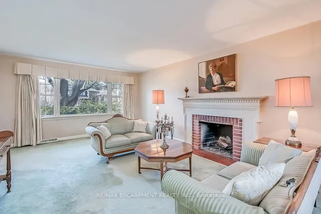 Additional property image - 359 Rosslyn Dr