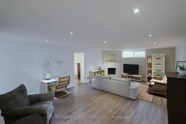 Additional image 31 of 14 Fieldstone Rd