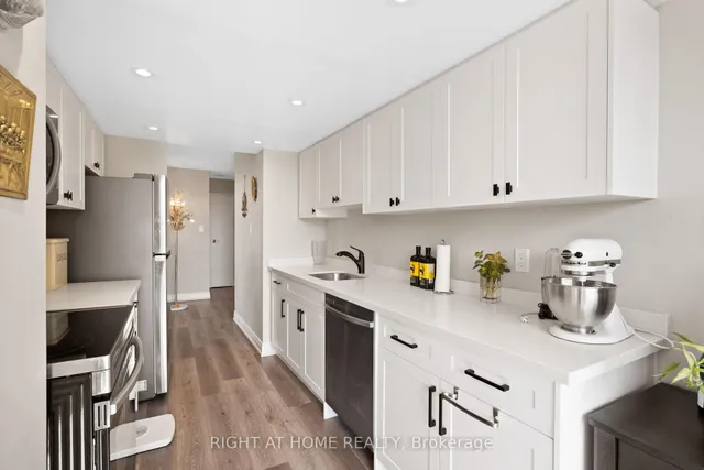 Additional image 27 of 3 Rowntree Rd Unit 302