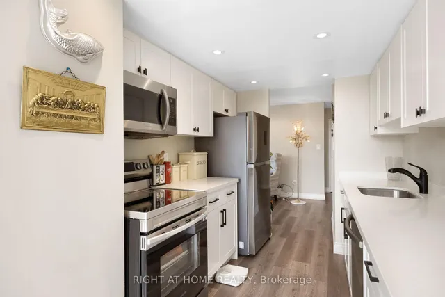 Additional image 25 of 3 Rowntree Rd Unit 302