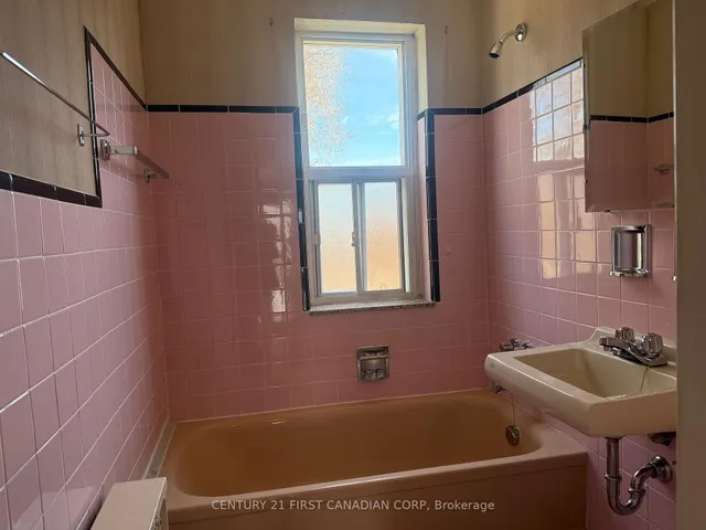 Additional property image - 25 Windermere Ave
