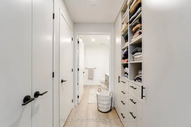 Additional image 11 of 2118 Bloor St Unit 508
