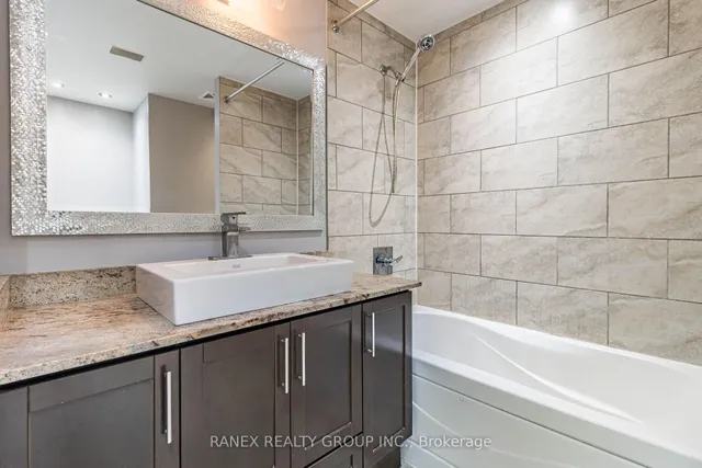 Additional property image - 80 Absolute Ave Unit Lph 09