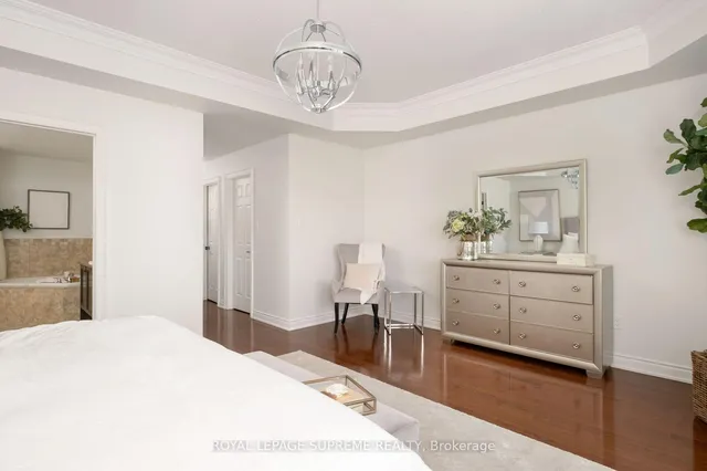 Additional image 29 of 532 Amarone Crt