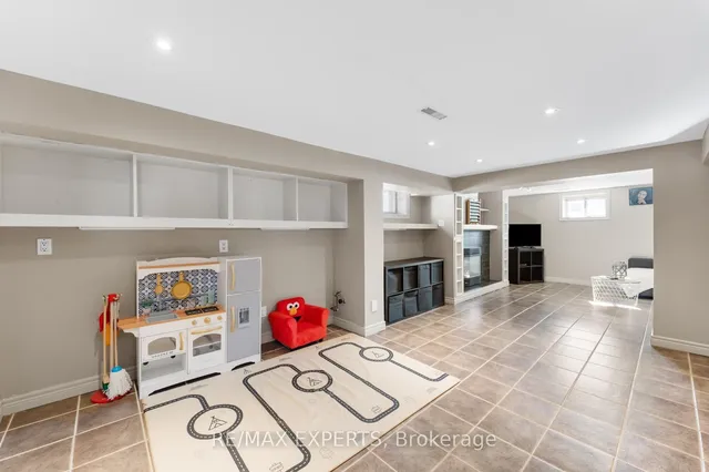 Additional property image - 69 Braywin Dr