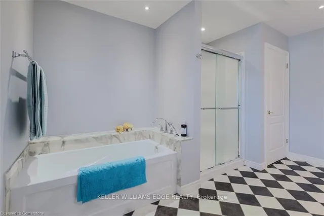 Additional property image - 2407 Woodward Ave Unit 2