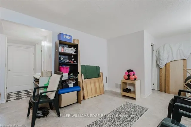 Additional property image - 2407 Woodward Ave Unit 2