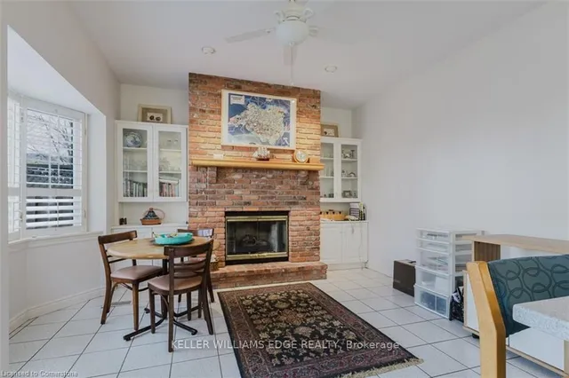 Additional property image - 2407 Woodward Ave Unit 2