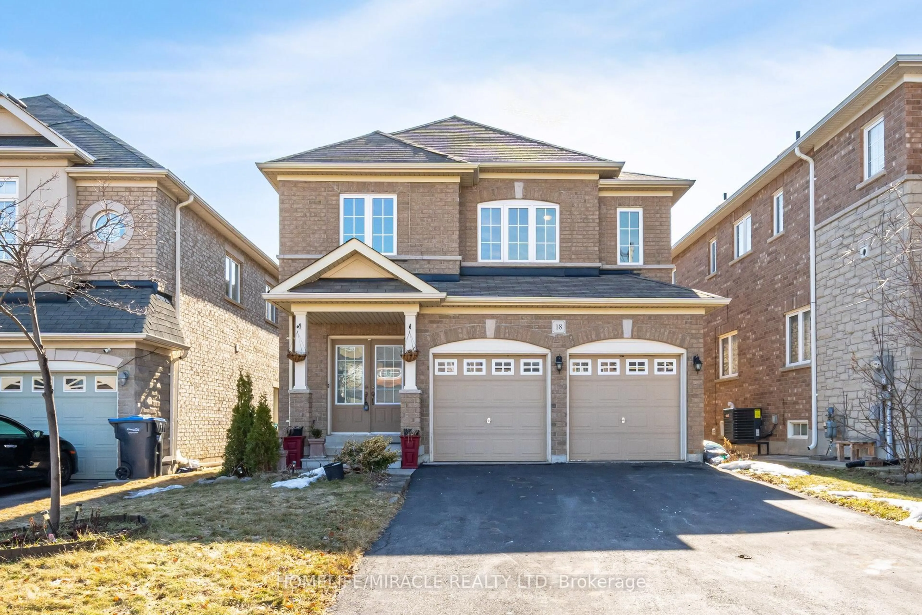 Home with brick exterior material, street for 18 Templeton Crt, Brampton Ontario L6P 3B2