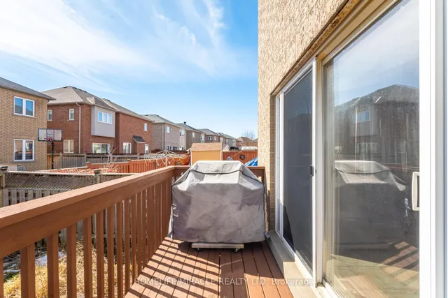 Additional property image - 18 Templeton Crt