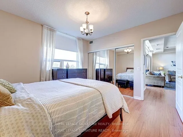 Additional property image - 200 Burnhamthorpe Rd Unit 403