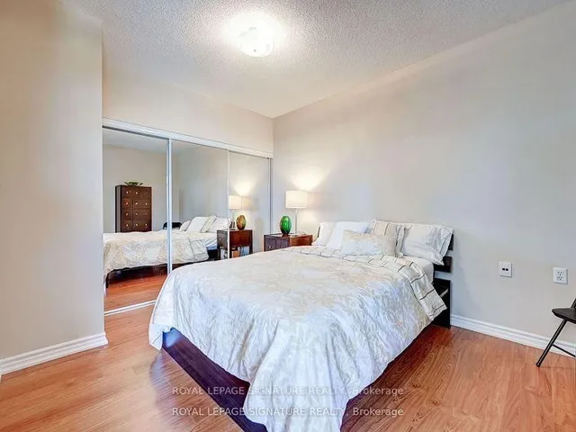 Additional property image - 200 Burnhamthorpe Rd Unit 403