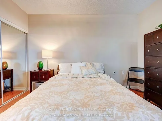 Additional property image - 200 Burnhamthorpe Rd Unit 403