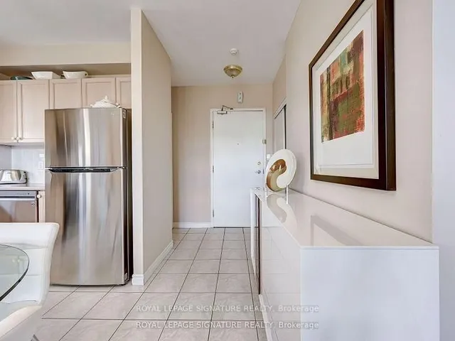 Additional property image - 200 Burnhamthorpe Rd Unit 403
