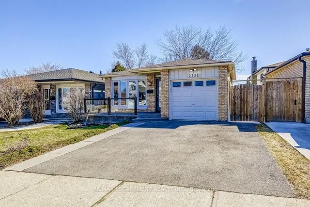 Additional property image - 2352 MALCOLM Cres