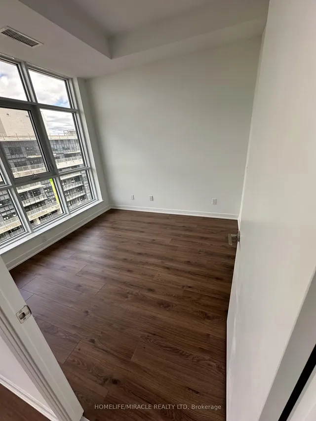 Additional property image - 405 Dundas St Unit PH07