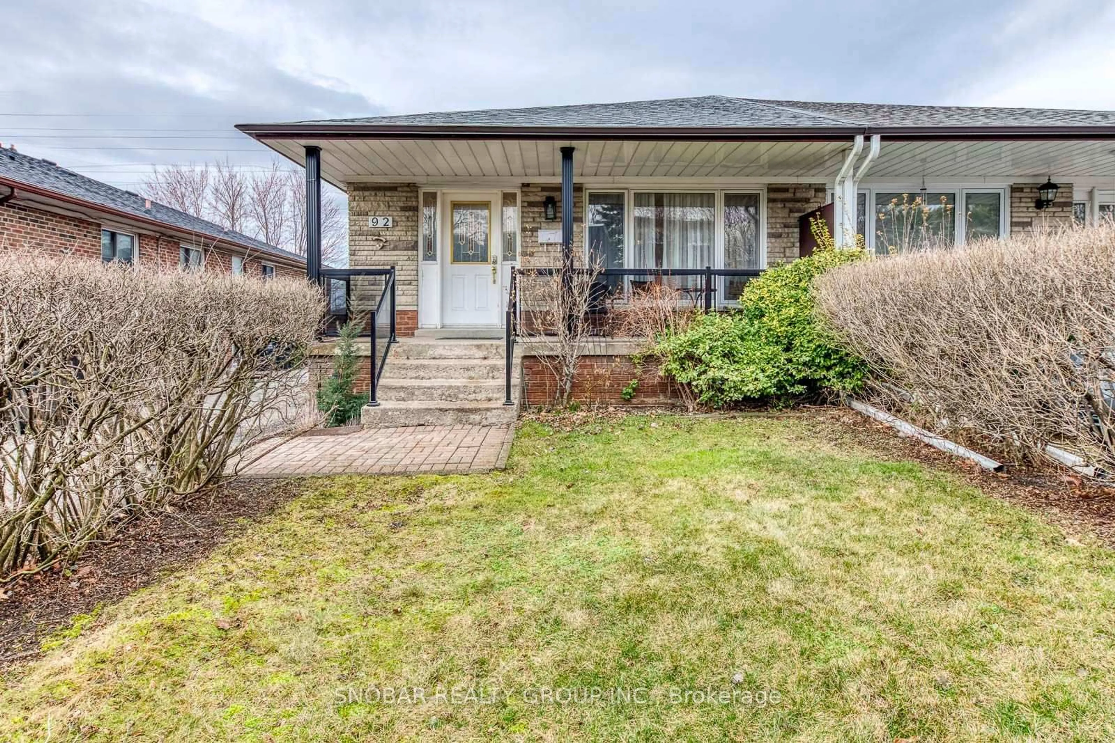 Unknown for 92 Clarion Rd, Toronto Ontario M9R 3Y7