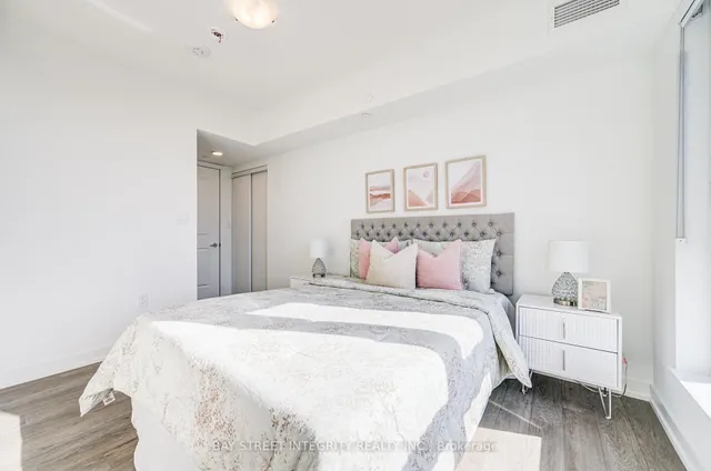 Additional property image - 556 Marlee Ave Unit 205