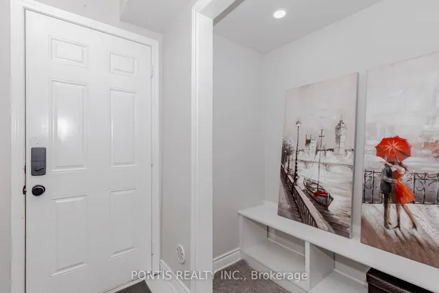 Additional property image - 33 Tight Crt