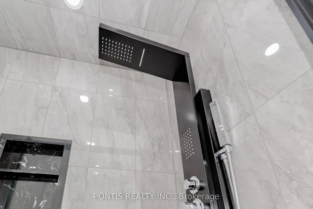 Additional property image - 33 Tight Crt
