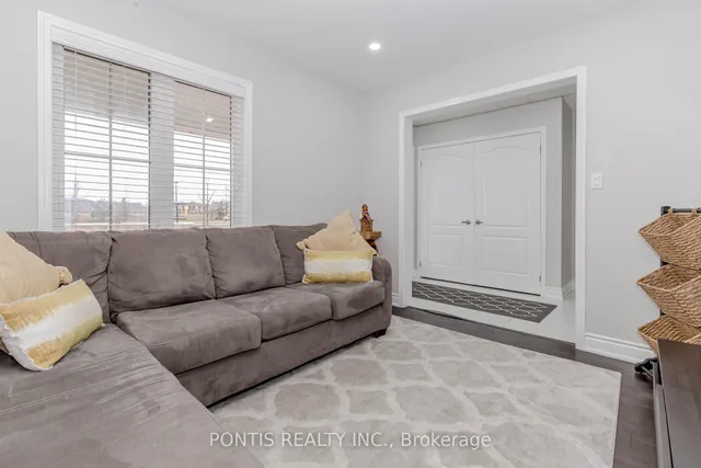Additional property image - 33 Tight Crt