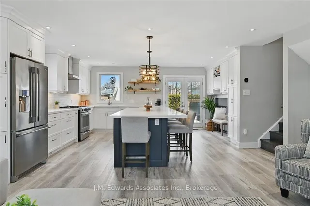 Additional property image - 671 Cape Ave