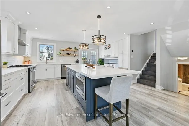 Additional property image - 671 Cape Ave