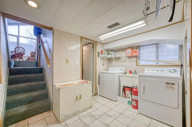 Additional property image - 143 Hatherley Rd