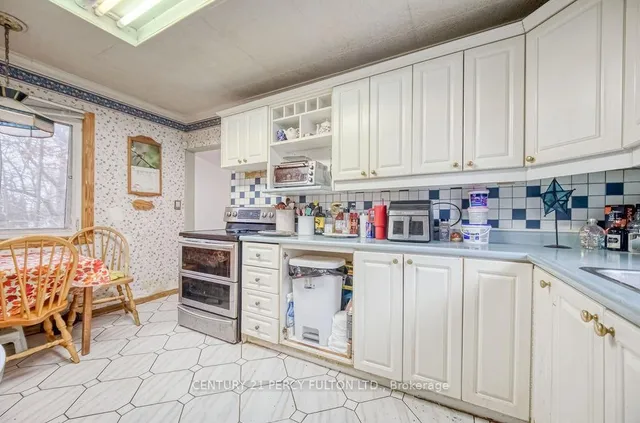 Additional property image - 143 Hatherley Rd