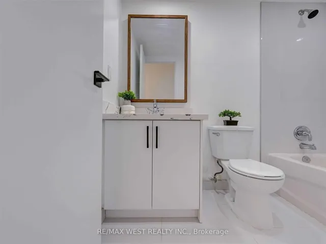 Additional property image - 1615 Bloor St Unit 411
