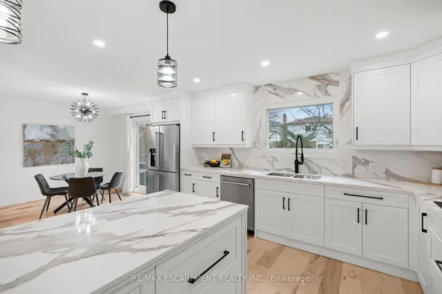Additional property image - 2159 Belgrave Crt