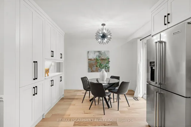 Additional property image - 2159 Belgrave Crt
