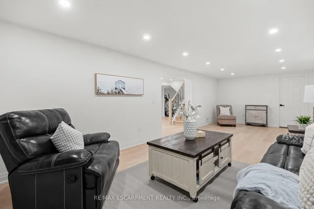 Additional property image - 2159 Belgrave Crt