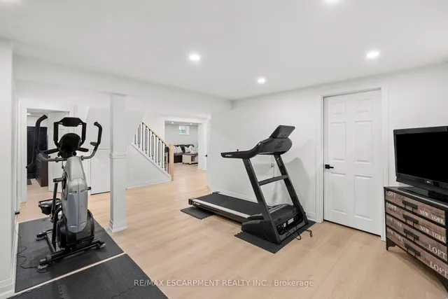 Additional property image - 2159 Belgrave Crt
