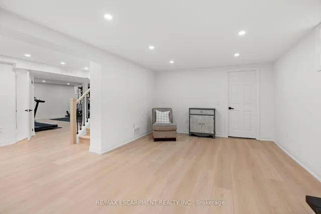 Additional property image - 2159 Belgrave Crt