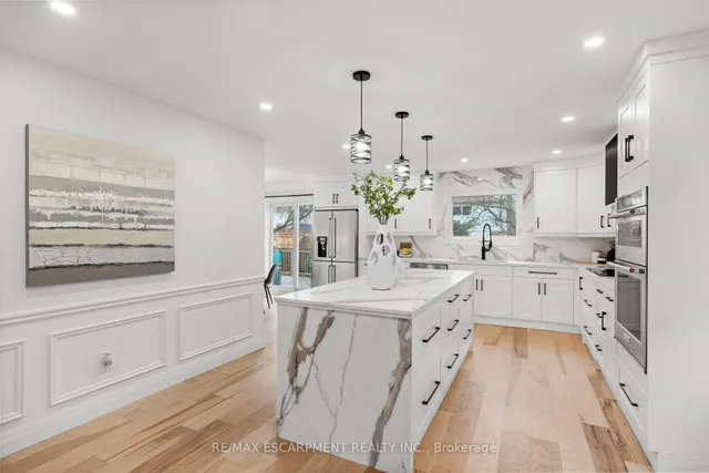Additional property image - 2159 Belgrave Crt