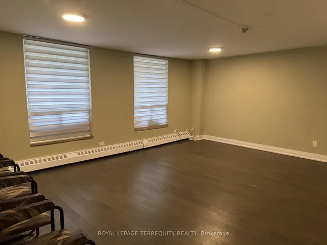Additional property image - 15 London Green Crt Unit 409