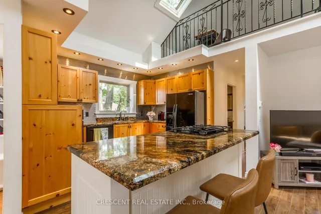 Additional property image - 35 Ellins Ave