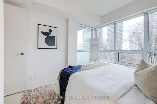 Additional property image - 2220 Lake Shore Blvd Unit 516