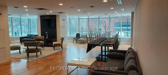 Additional property image - 2220 Lake Shore Blvd Unit 516