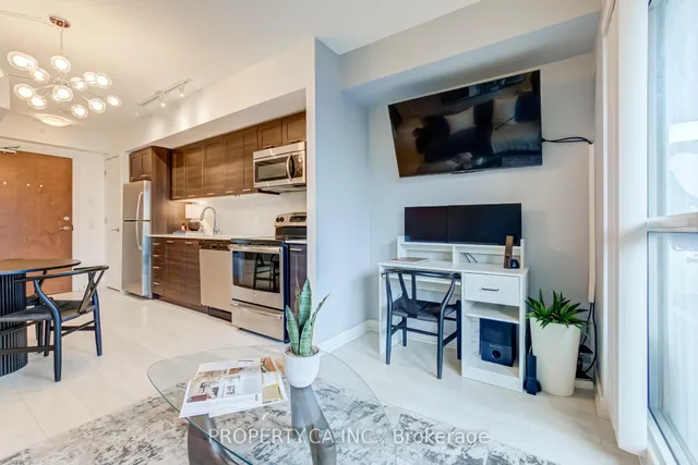 Additional property image - 2220 Lake Shore Blvd Unit 516
