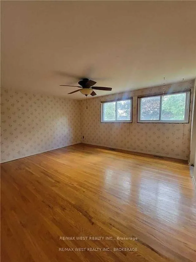 Additional property image - 2088 Martin Grove Rd Unit 46