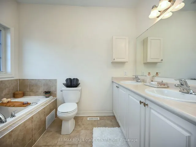 Additional image 30 of 28 Primo Rd